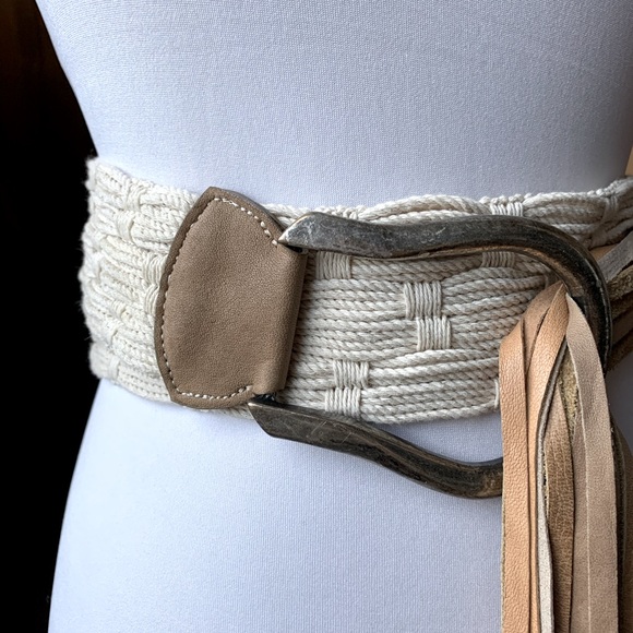 🚩SOLD Bohemian leather belt - Picture 2 of 3